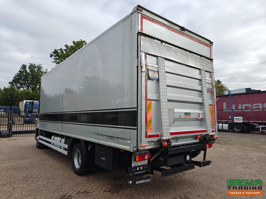 DAF LF 230 FA 4x2 SleeperCab Euro6C - 6CYL - Enclosed Box 7.3M + Tail Lift 1500KG - Navigation - 03/2027 MOT