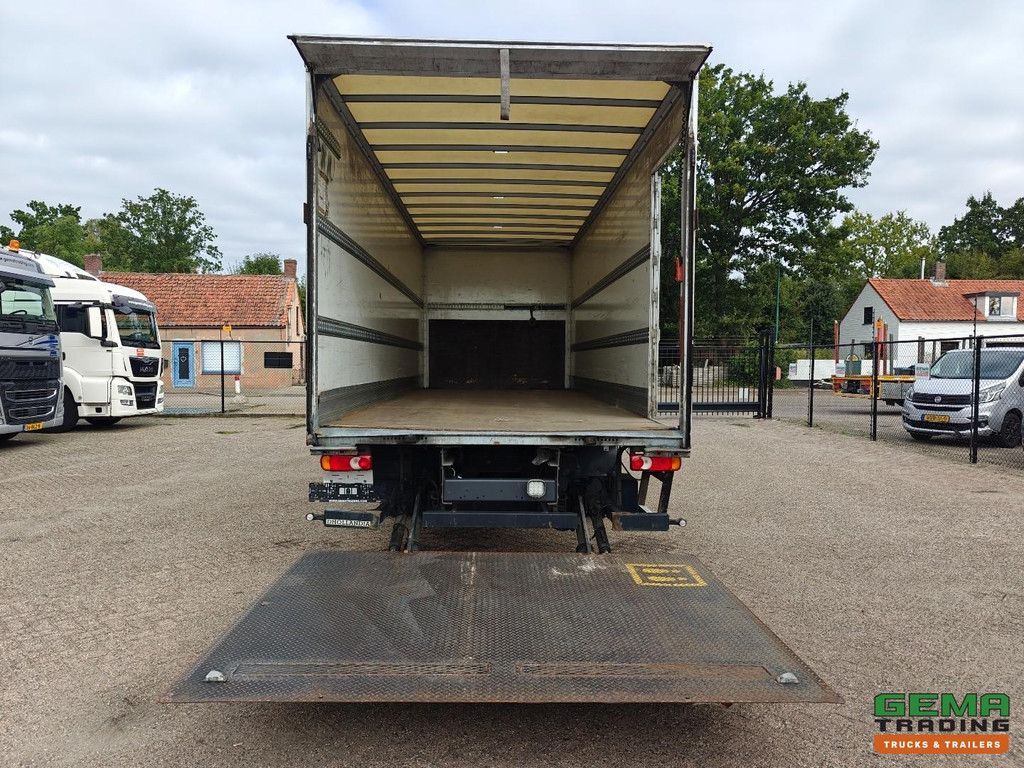DAF LF 230 FA 4x2 SleeperCab Euro6C - 6CYL - Enclosed Box 7.3M + Tail Lift 1500KG - Navigation - 03/2027 MOT