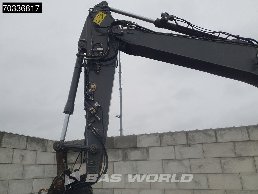 Volvo ECR235 E L