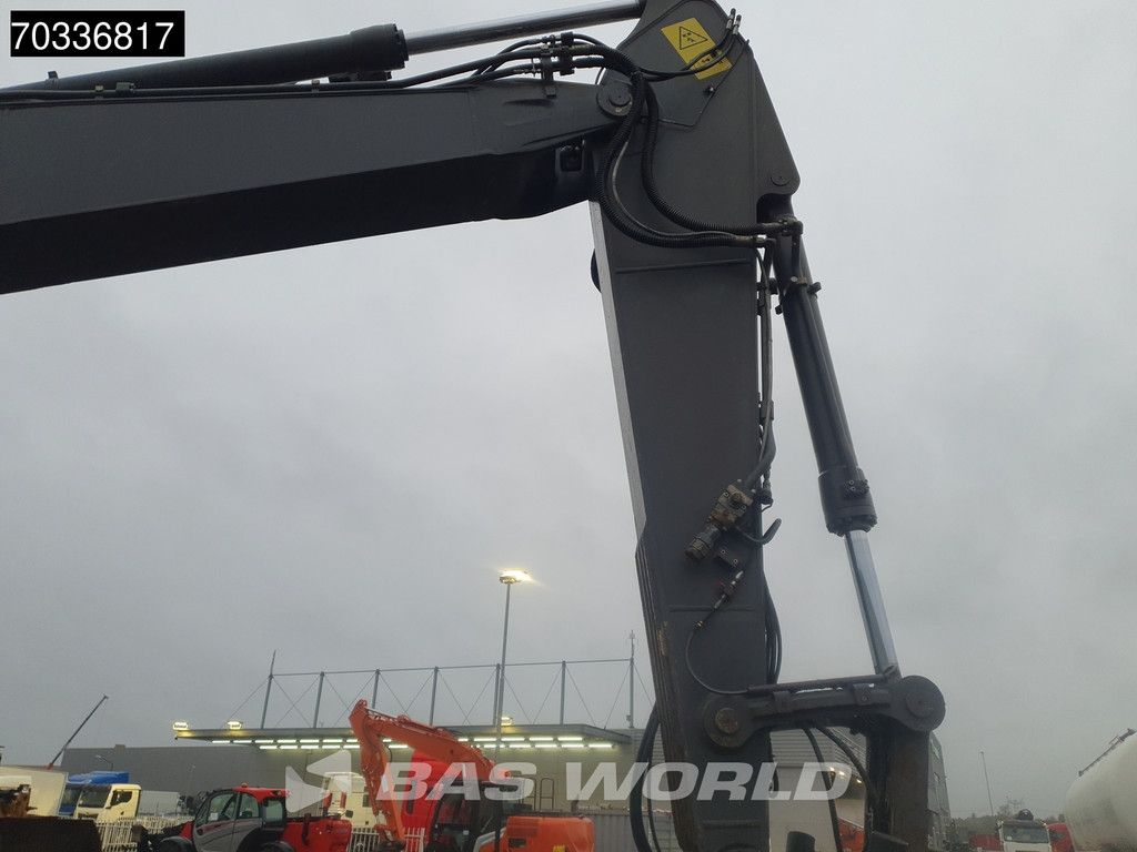 Volvo ECR235 E L