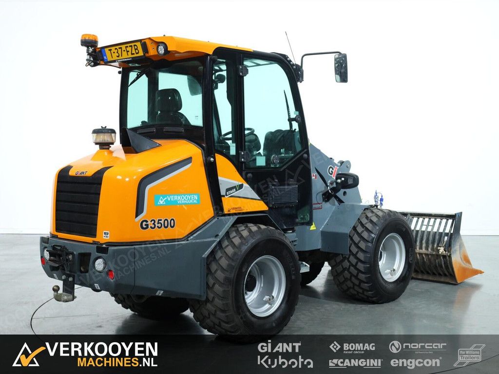 2024 Giant G3500 (Cabine) VV1392