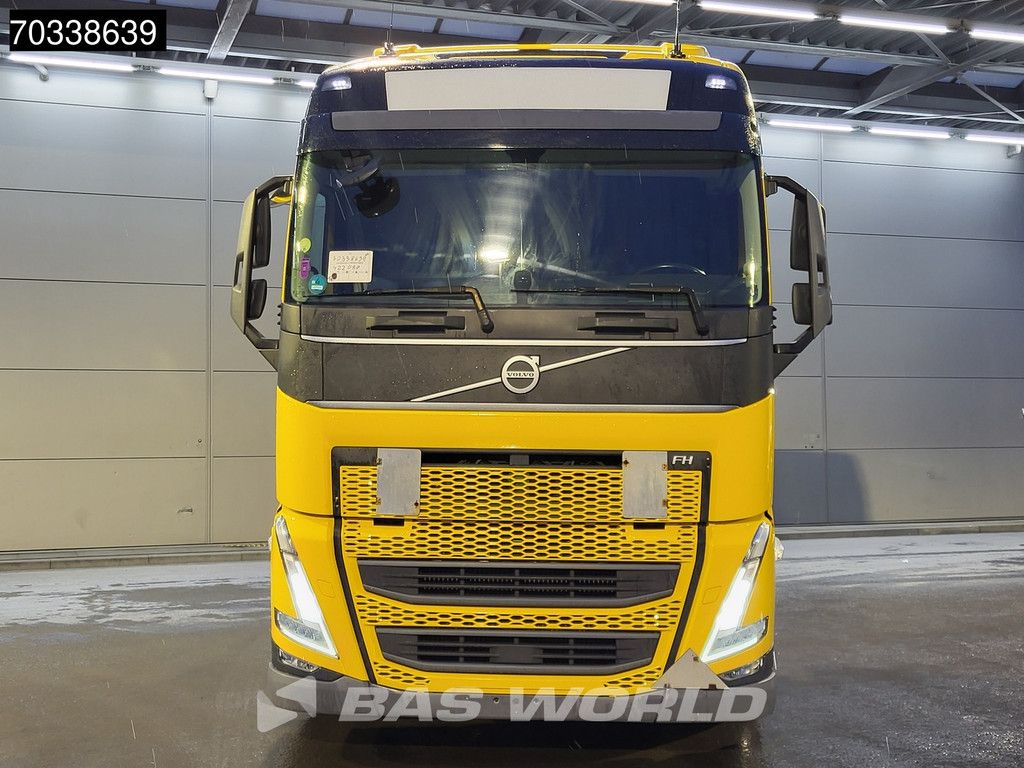 Volvo FH 460 4X2 Globe Mega 2x Tanks I-ParkCool Navi ACC