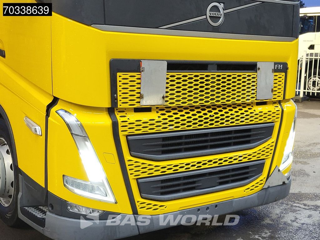 Volvo FH 460 4X2 Globe Mega 2x Tanks I-ParkCool Navi ACC