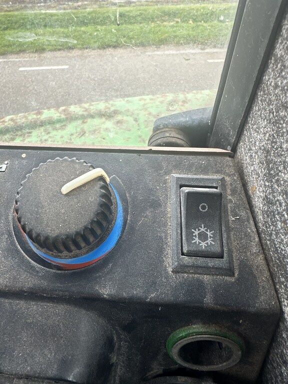 John Deere 6800