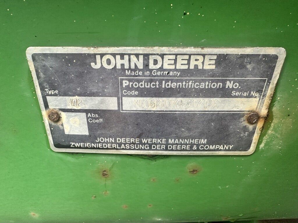 John Deere 6800