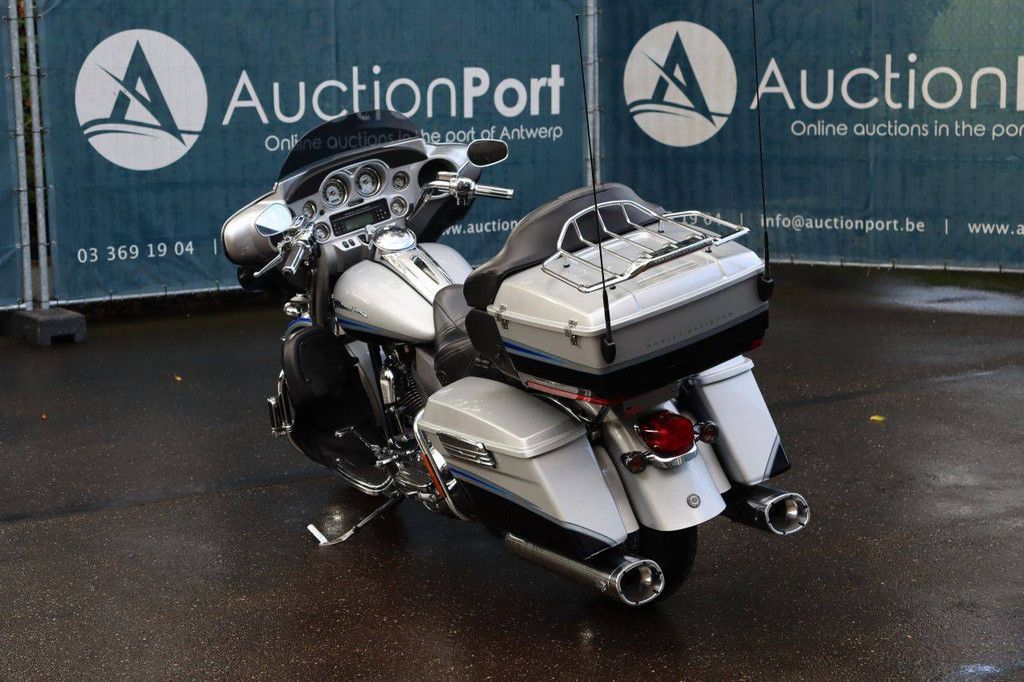 Motorrad Harley-Davidson CVO ULTRA CLASSIC Benzin 2009 (Margin)