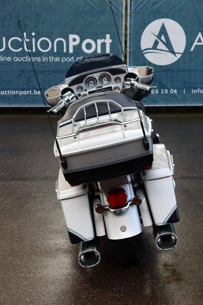 Motorrad Harley-Davidson CVO ULTRA CLASSIC Benzin 2009 (Margin)