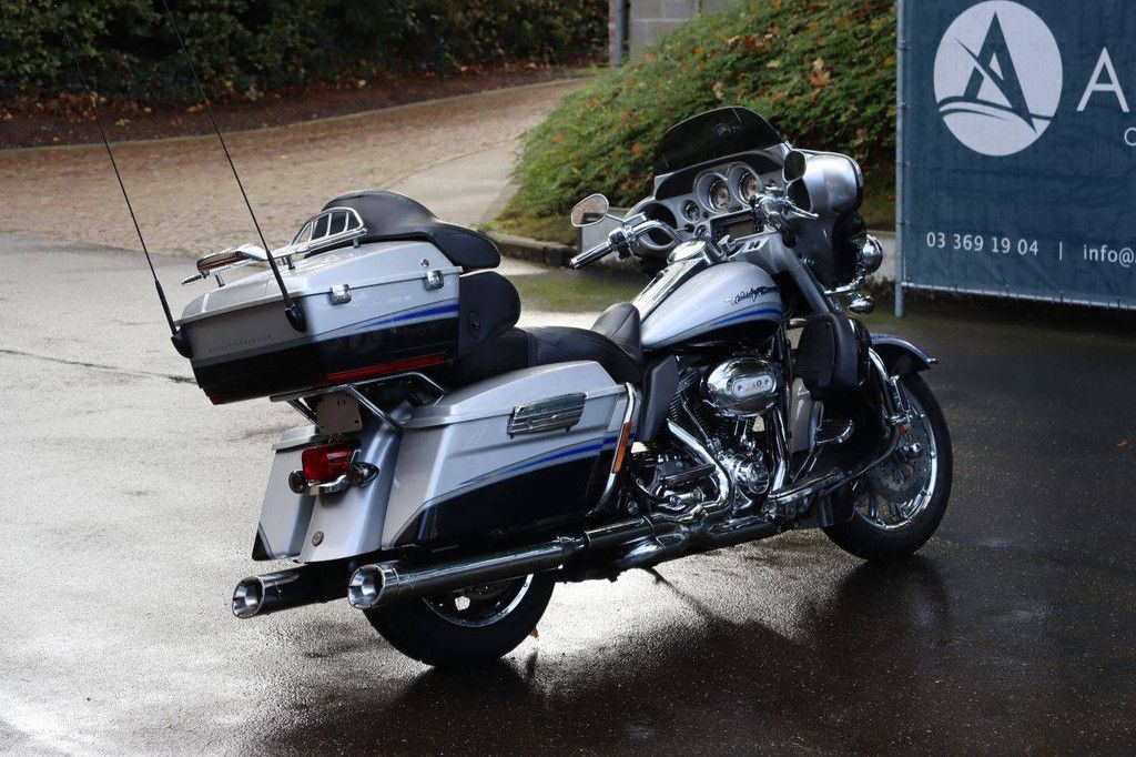 Motorrad Harley-Davidson CVO ULTRA CLASSIC Benzin 2009 (Margin)