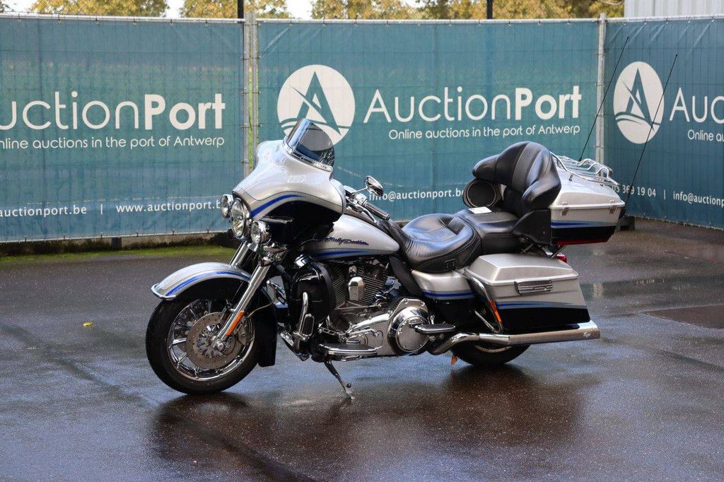 Motorrad Harley-Davidson CVO ULTRA CLASSIC Benzin 2009 (Margin)