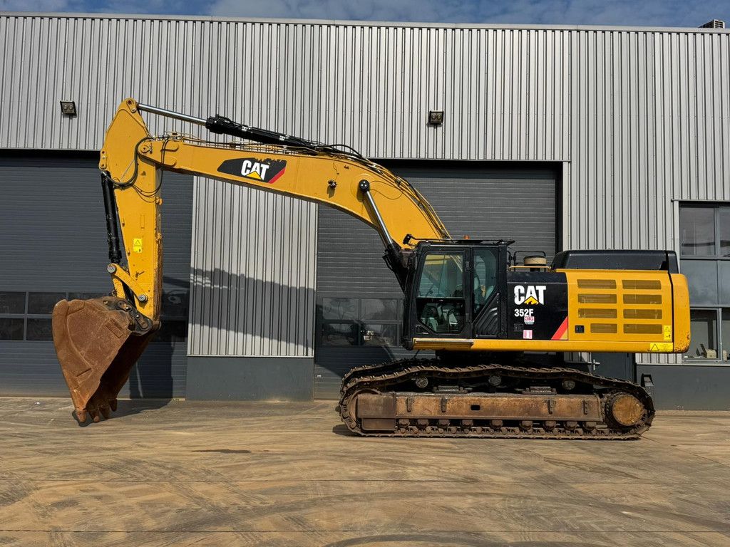 Caterpillar 352F