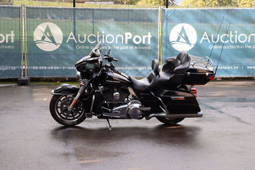 Motorrad Harley-Davidson ULTRA CLASSIC Benzin 2016 (Margin)