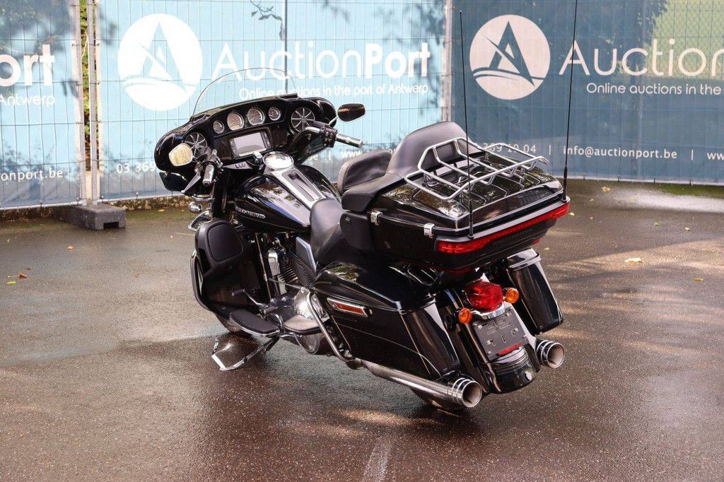 Motorrad Harley-Davidson ULTRA CLASSIC Benzin 2016 (Margin)
