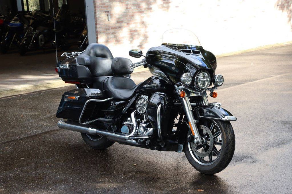 Motorrad Harley-Davidson ULTRA CLASSIC Benzin 2016 (Margin)