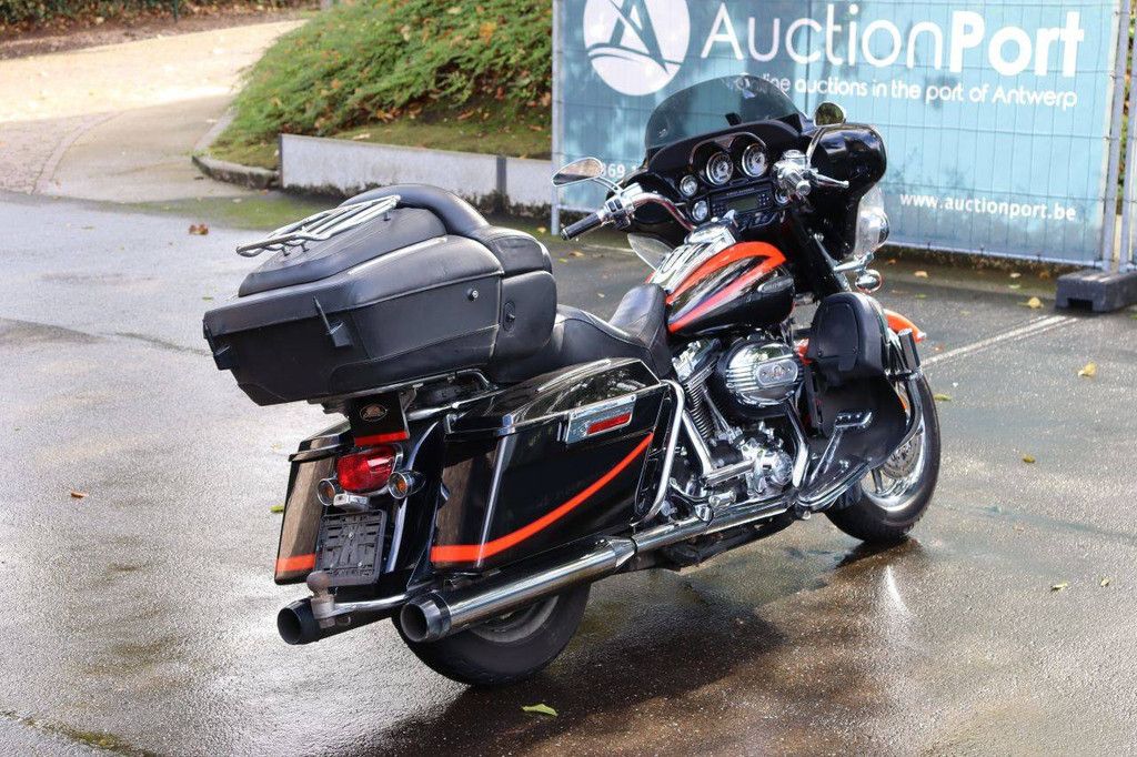Motorcycle Harley-Davidson CVO ULTRA CLASSIC Petrol 2007 (Margin)