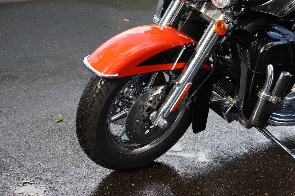 Motorcycle Harley-Davidson CVO ULTRA CLASSIC Petrol 2007 (Margin)