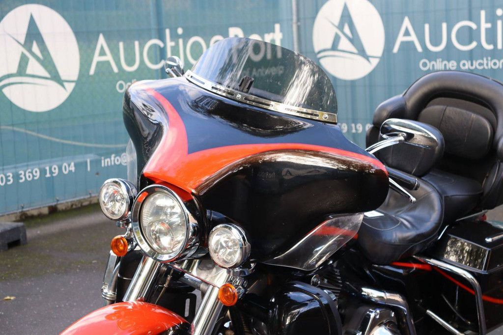 Motorcycle Harley-Davidson CVO ULTRA CLASSIC Petrol 2007 (Margin)