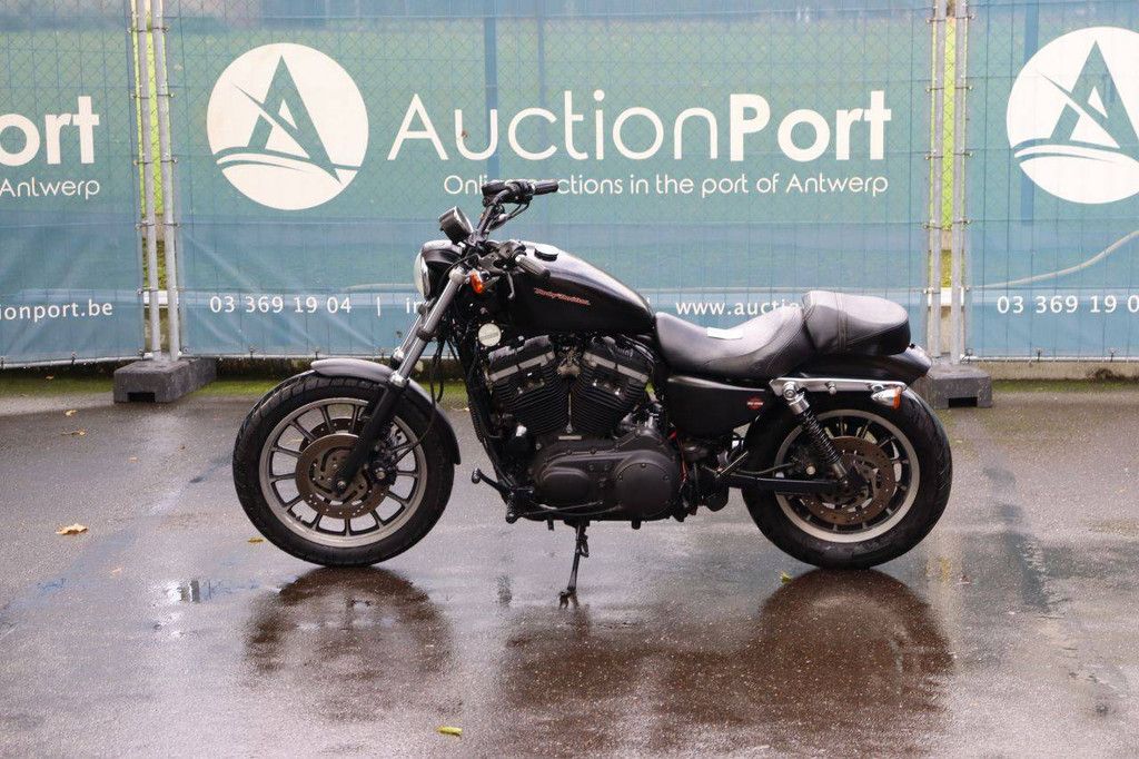 Motorrad Harley-Davidson SPORTSTER XL 883 IRON Benzin 2010