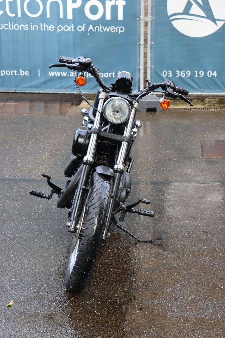 Motorrad Harley-Davidson SPORTSTER XL 883 IRON Benzin 2010