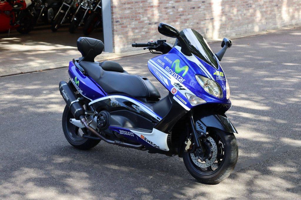 Yamaha T-MAX 500 Petrol Motorcycle 2006 (Margin)