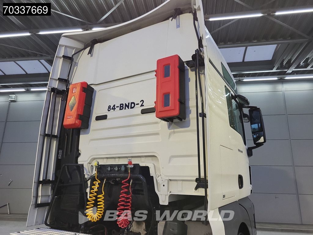 MAN TGX 18.460 4X2 XXL NL-Truck 2x Tanks