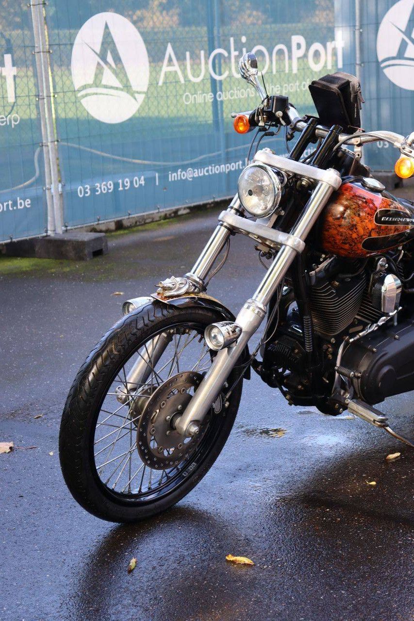 Motorrad Harley-Davidson DYNA WIDE GLIDE Benzin 2013