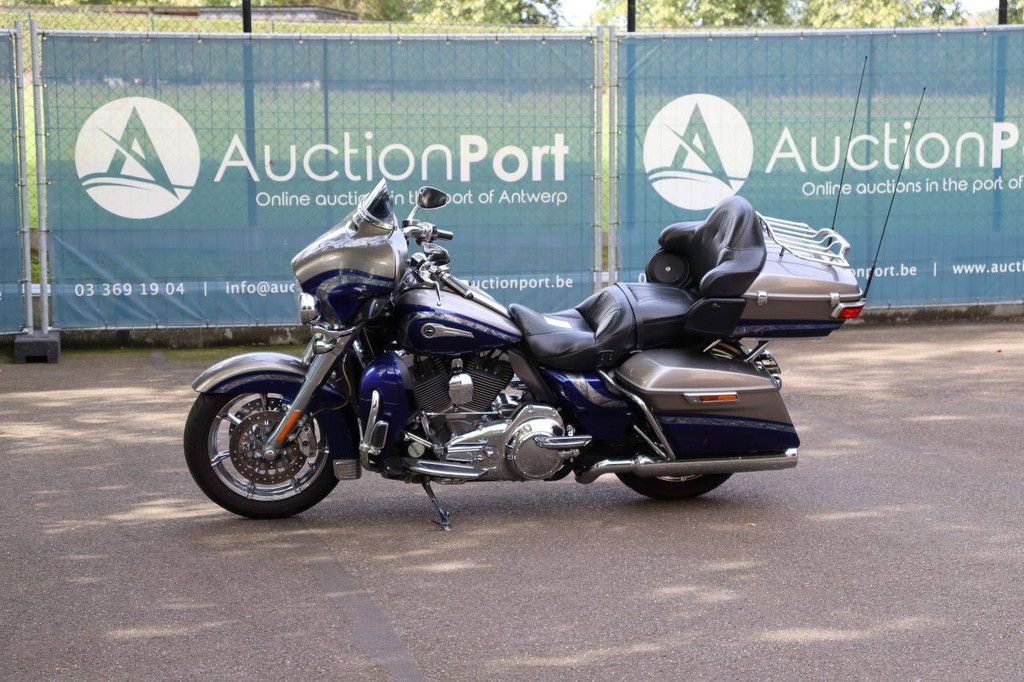 Motorcycle Harley-Davidson Ultra Limited CVO Petrol 2016