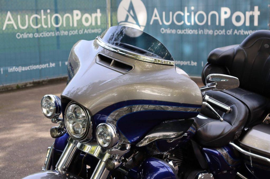 Motorcycle Harley-Davidson Ultra Limited CVO Petrol 2016