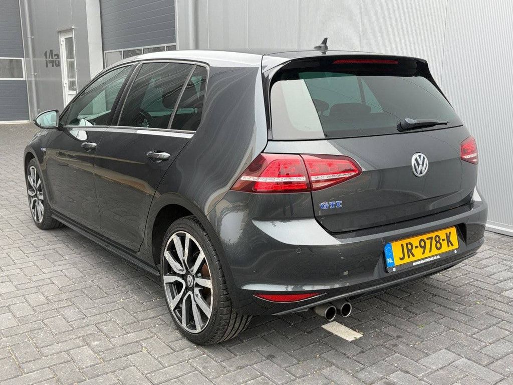 Pkw Volkswagen Golf 1.4 GTE Elektro+Benzin 150 PS 2015