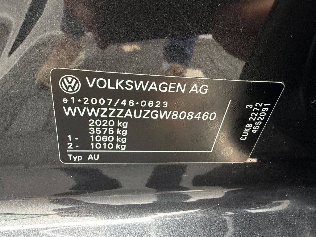 Pkw Volkswagen Golf 1.4 GTE Elektro+Benzin 150 PS 2015