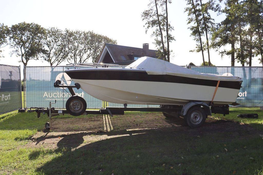 Boat-Trailer Combination Almarine 495 Petrol (Margin)