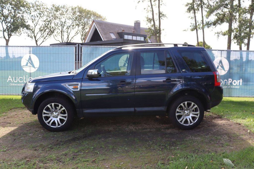 SUV Land Rover Freelander 2 HSE i6 Benzin 233 PS 2008 (Margin)