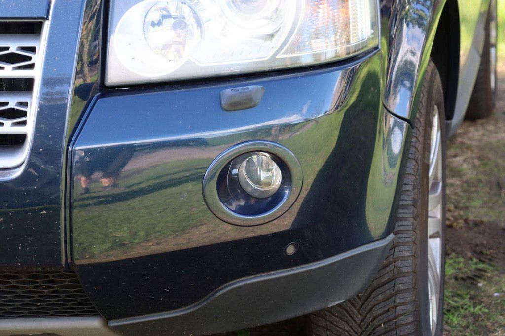 SUV Land Rover Freelander 2 HSE i6 Benzin 233 PS 2008 (Margin)