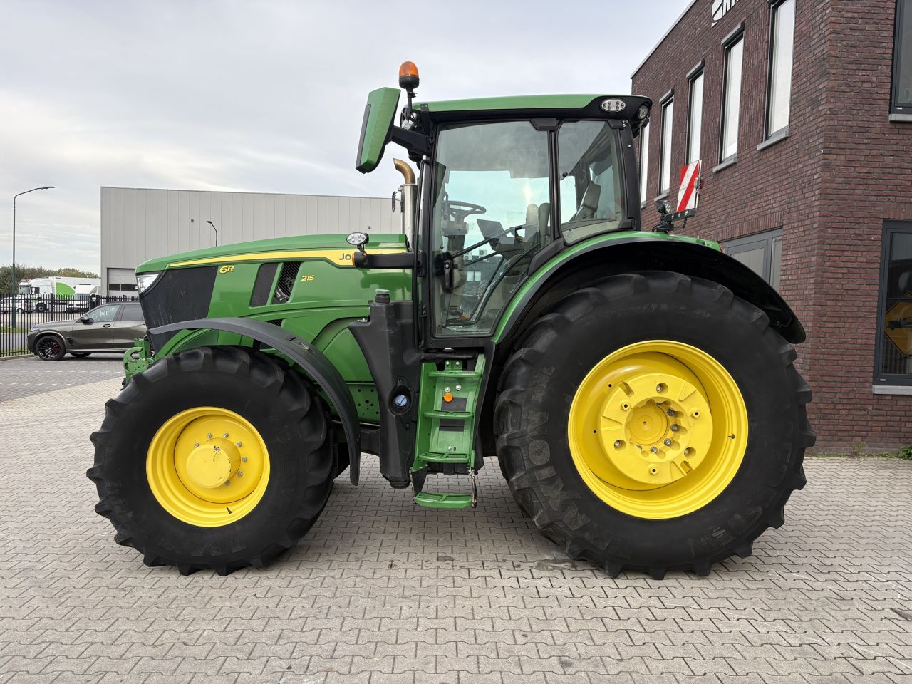 John Deere 6R215 AutoPowr