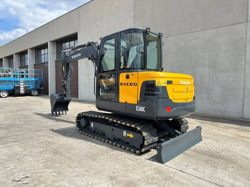 Midi excavator Volvo EC60C Diesel 2010