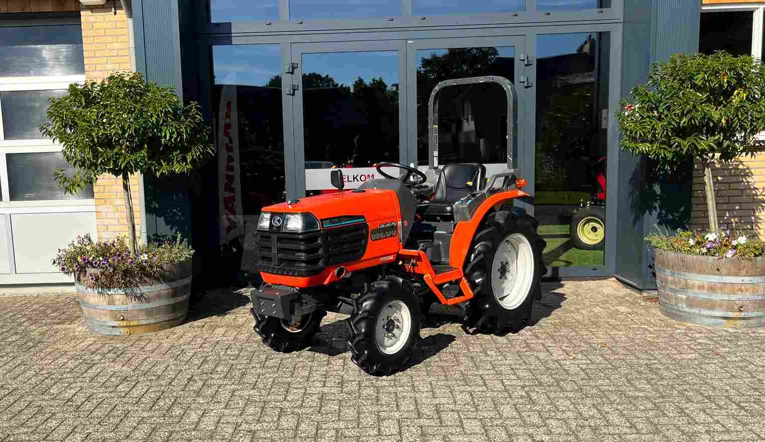 Kubota GB 200, 24 pk, superkruip, als nieuw en slechts 690 Hr.