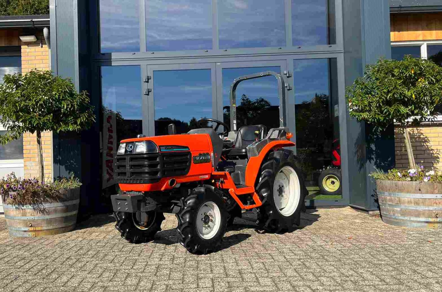 Kubota GB 200, 24 pk, superkruip, als nieuw en slechts 690 Hr.
