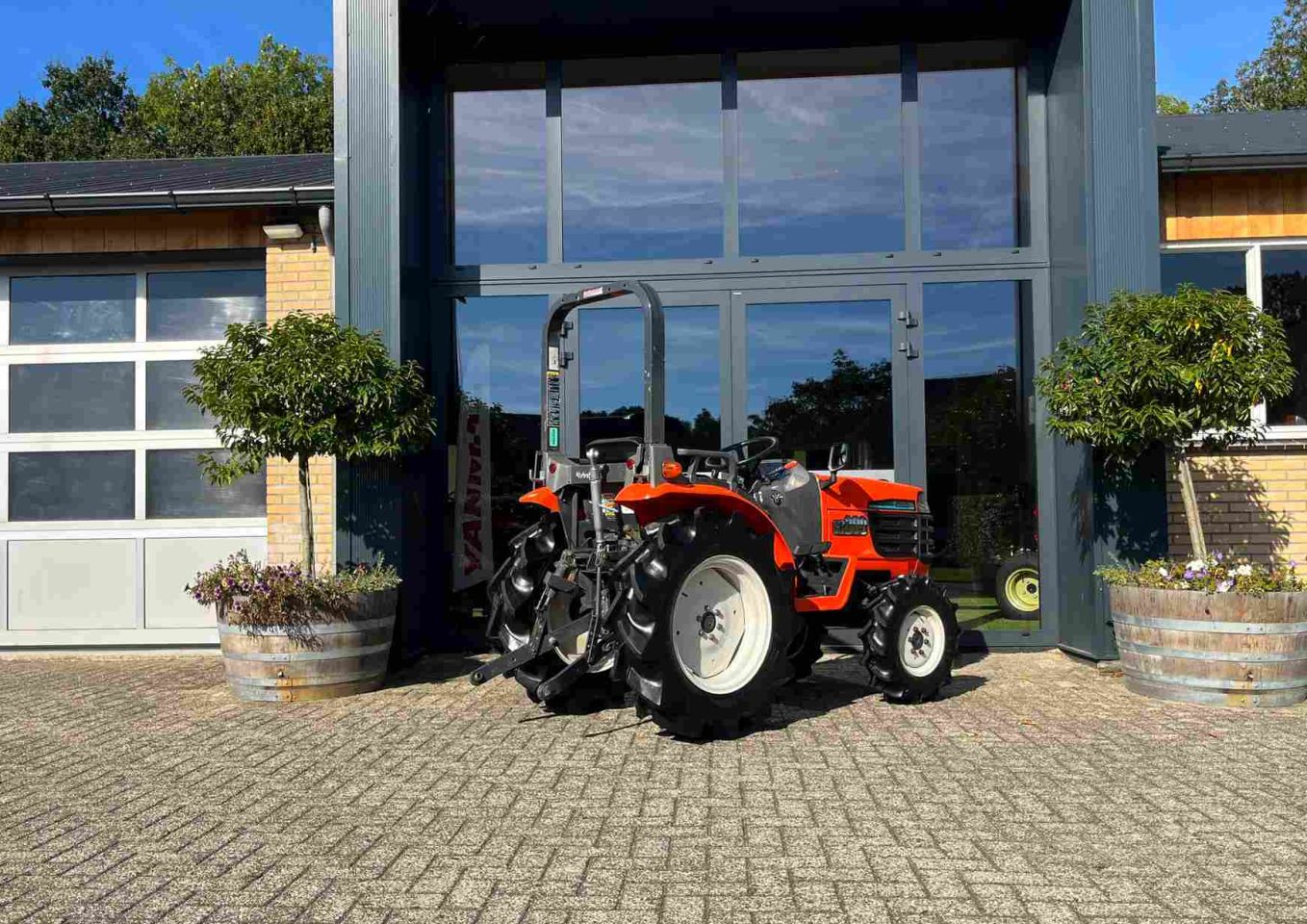 Kubota GB 200, 24 pk, superkruip, als nieuw en slechts 690 Hr.