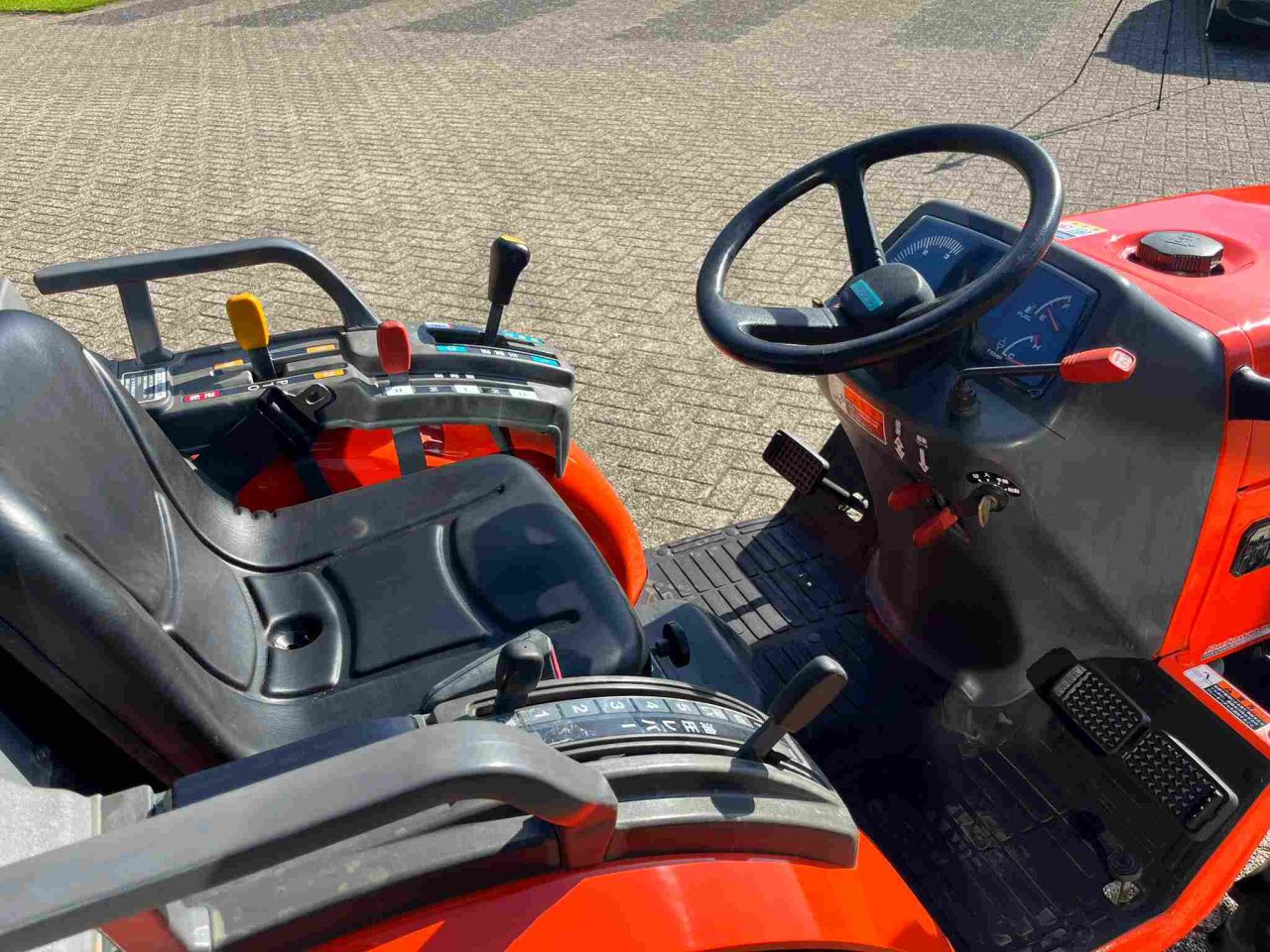 Kubota GB 200, 24 pk, superkruip, als nieuw en slechts 690 Hr.