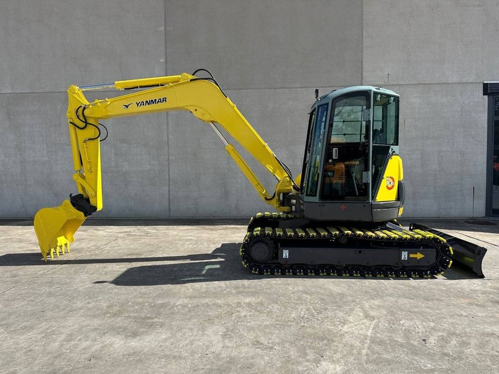 Midi excavator Yanmar VIO80 Diesel 2011