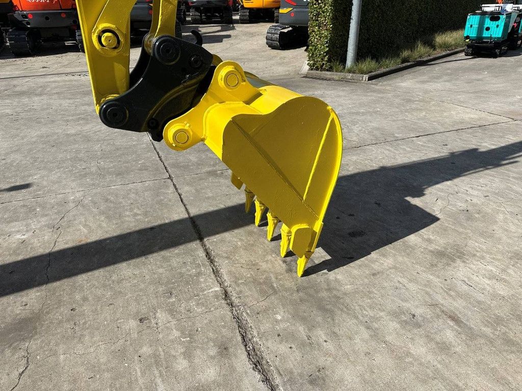 Midi excavator Yanmar VIO80 Diesel 2011