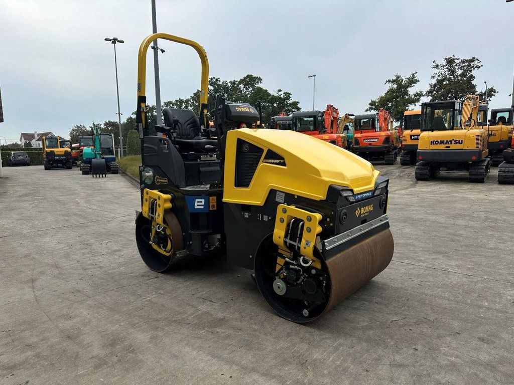 Tandem roller Bomag BW 120 Ade-5 Electric 2023