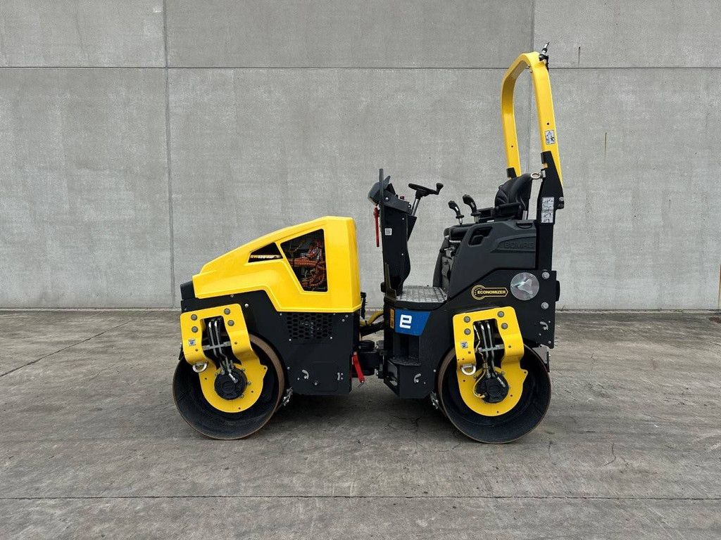 Tandem roller Bomag BW 120 Ade-5 Electric 2023