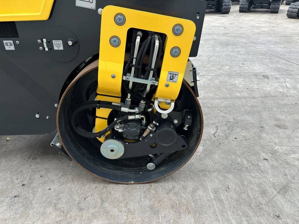 Tandem roller Bomag BW 120 Ade-5 Electric 2023