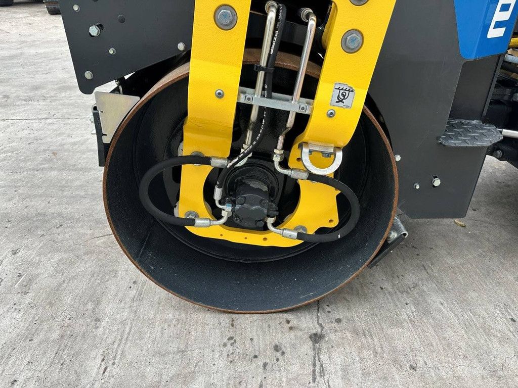 Tandem roller Bomag BW 120 Ade-5 Electric 2023