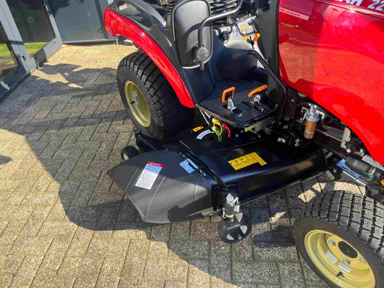 Demo Yanmar SA 222 HST met middenmaaidek voor speciale prijs!