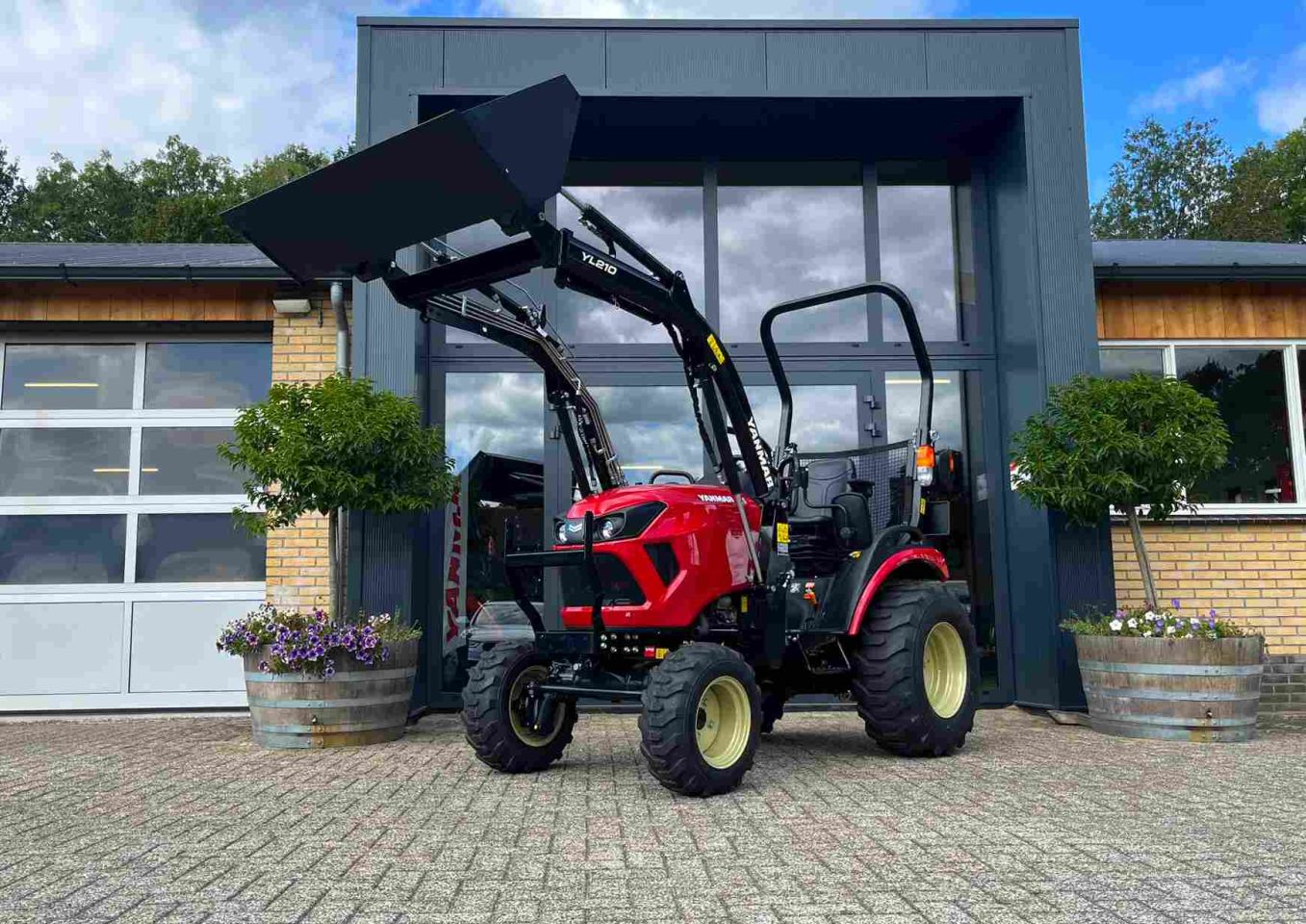 Yanmar SA 326 met overjarige YL210 voorlader voor actieprijs!