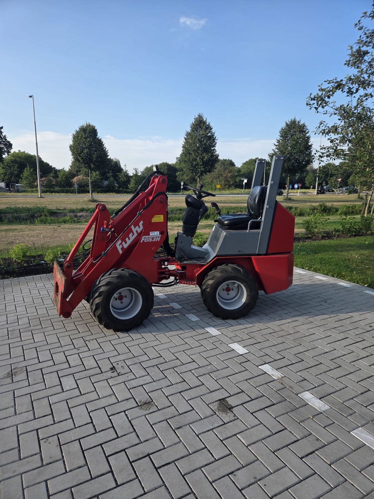 Fuchs F853h brede banden, hoge bok