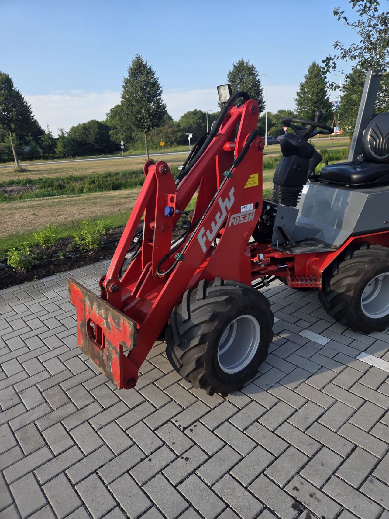 Fuchs F853h brede banden, hoge bok