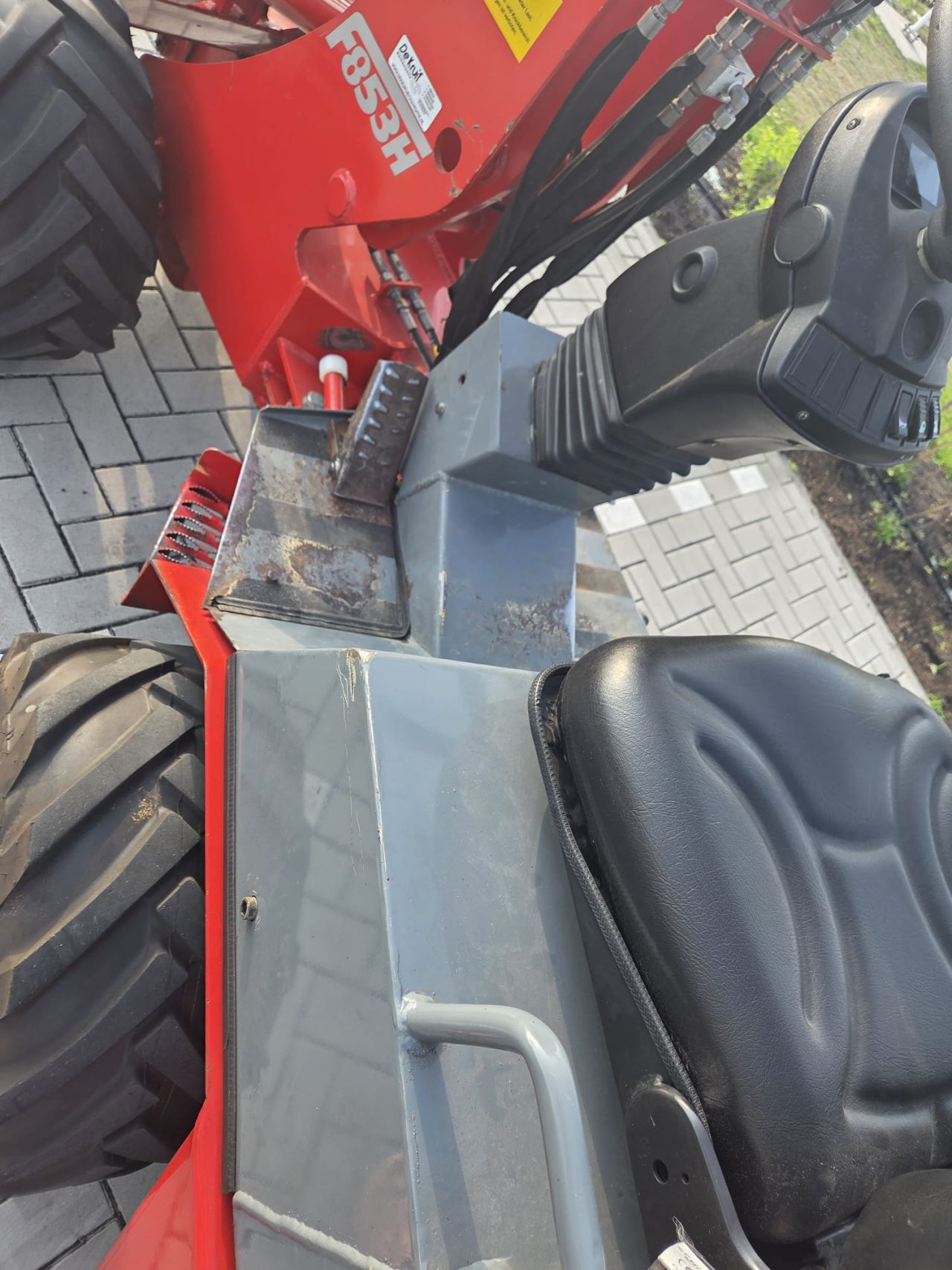 Fuchs F853h brede banden, hoge bok