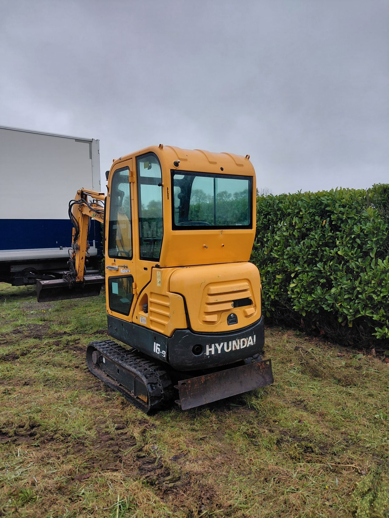 Minigraver Hyundai Robex 16-9 / Sloop-sorteer ( Bj 2016 ) Minik